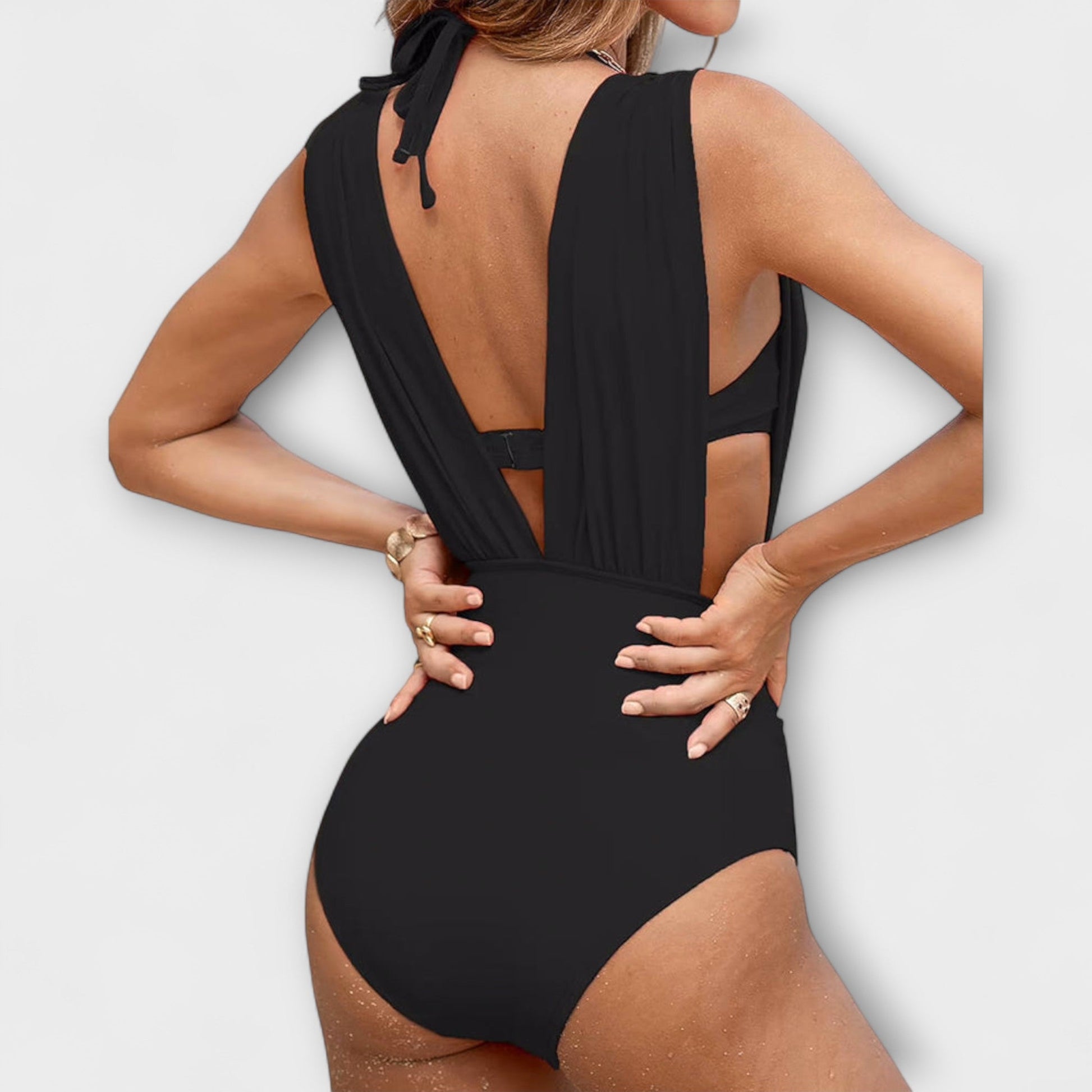 Miravo - Formender Badeanzug mit tiefem Ausschnitt & verstellbarem Halter